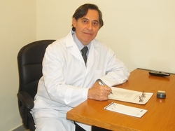 Dr. Mario Waks